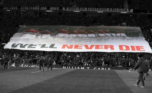 Игроки «Юнайтед» вспоминают «Малышей Басби», погибших в мюнхенской катастрофе