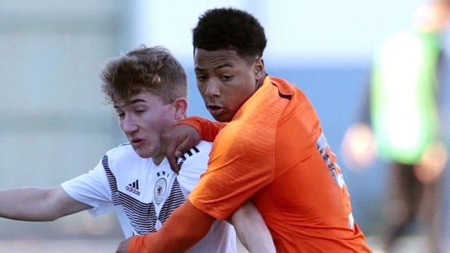 16-летний нападающий «Аякса» Хогеверф присоединится к «Юнайтед»