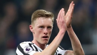 Sky: «Юнайтед» провел переговоры с «Ньюкаслом» о Лонгстаффе