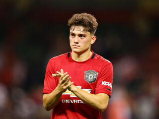Новая солонка для аргентинского психа. Как «Юнайтед» предал Джеймса