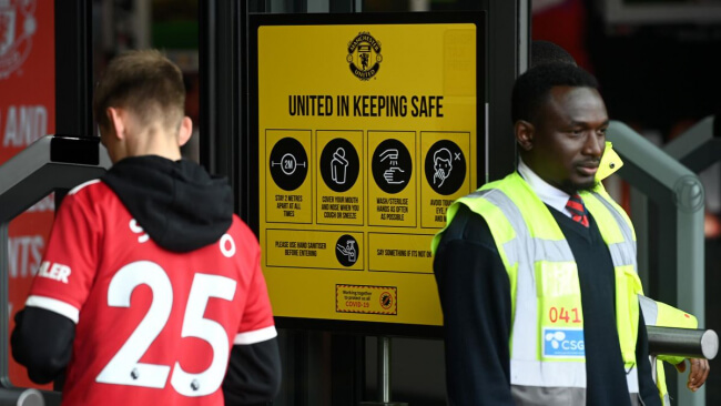 «Юнайтед» выявил новые случаи заражения коронавирусом в первой команде