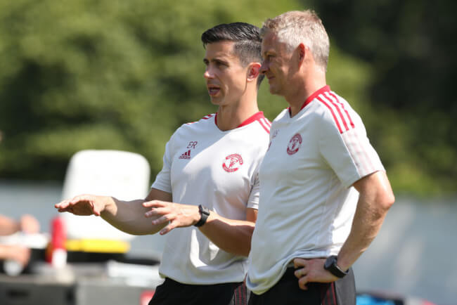 Telegraph: Тен Хаг хочет оставить тренера по стандартам «Юнайтед» Рамзи в тренерском штабе