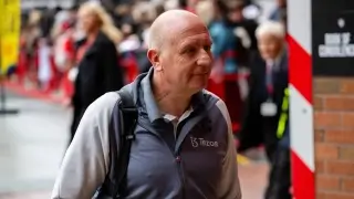 «Юнайтед» подтвердил, что тренер вратарей Хартис покинул клуб