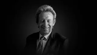 Легенда «Юнайтед» Денис Лоу скончался на 85-м году жизни