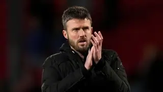 Невилл уверен, что Каррик не задержится в «Юнайтед» дольше, чем на полсезона