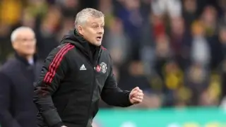 Невилл поделился своим мнением о планах «Юнайтед» вернуть Сульшера